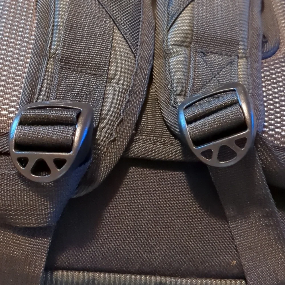 Mormaii back pack/laptop bag /bookbag